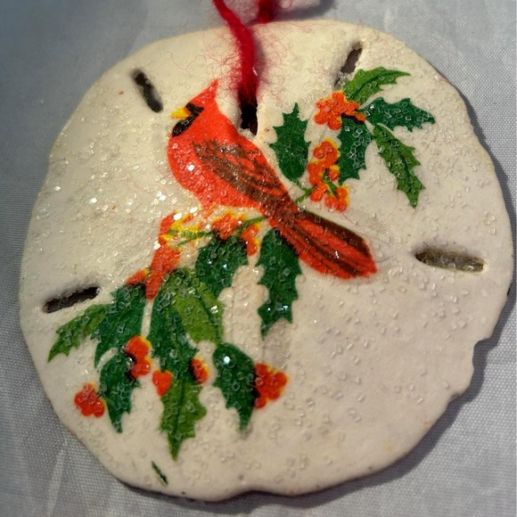 Large Sand Dollar with cardinal and holly Christmas ornament - Picture 1 of 2